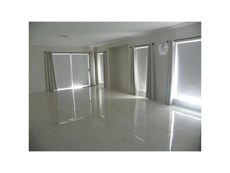 3 Cliveden Avenue, Wellard WA 6170