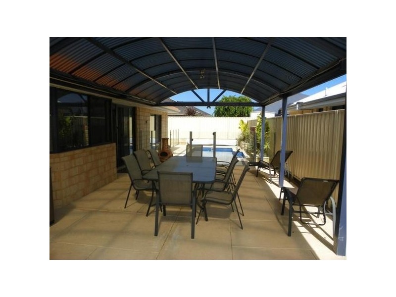 22 Champlain Road, Secret Harbour WA 6173