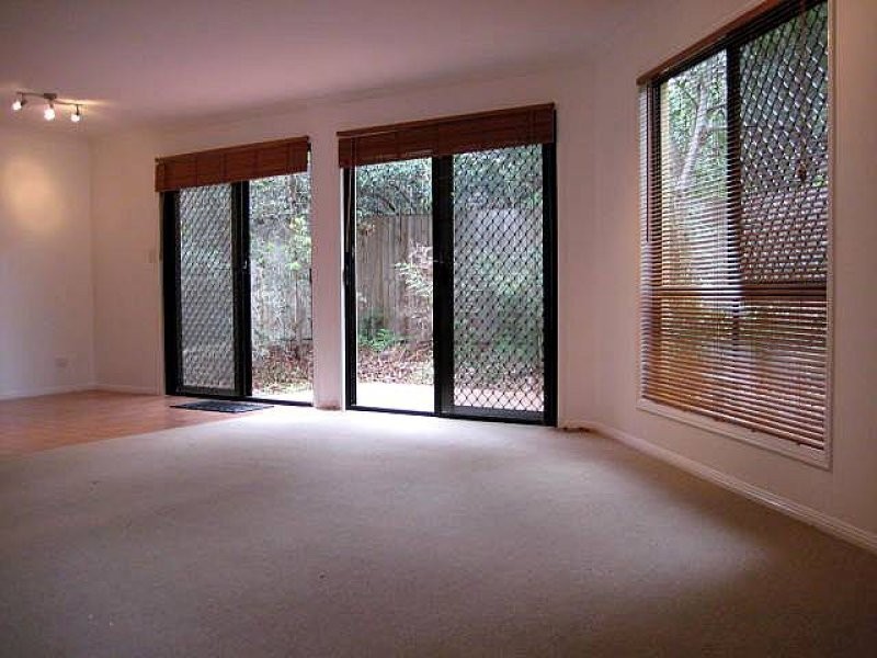 1/7  Curtis Street, Norman Park QLD 4170