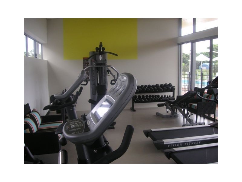 218/20 Egmont Street, Sherwood QLD 4075