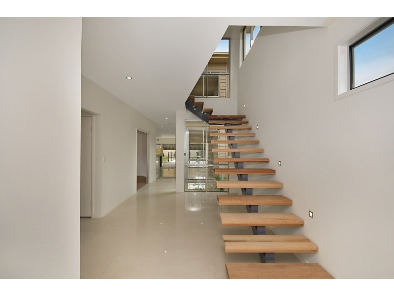 29 Paris Avenue, Morningside QLD 4170