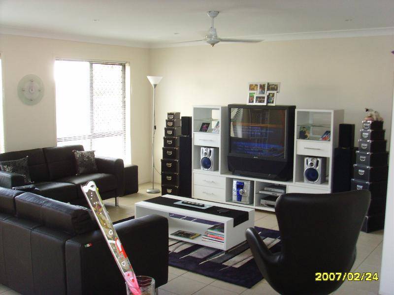 16 Moran Crescent, Forest Lake QLD 4078