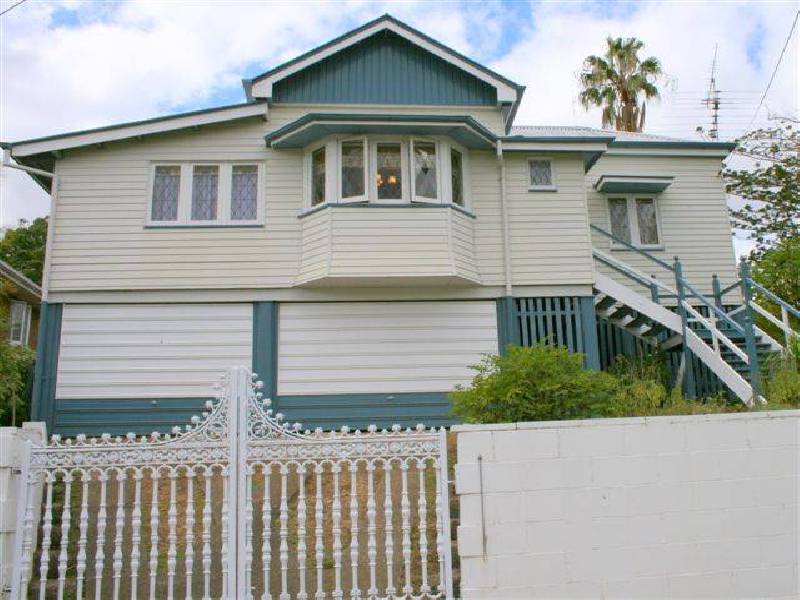 26 Norman Avenue, Norman Park QLD 4170