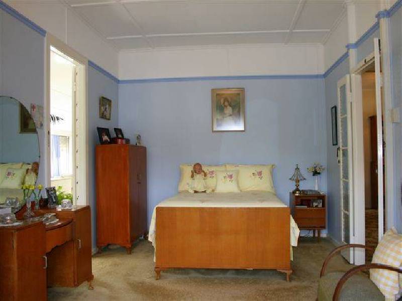 26 Norman Avenue, Norman Park QLD 4170