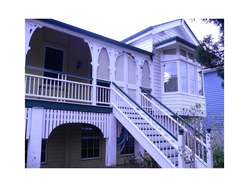 6  Dan Street, Graceville QLD 4075