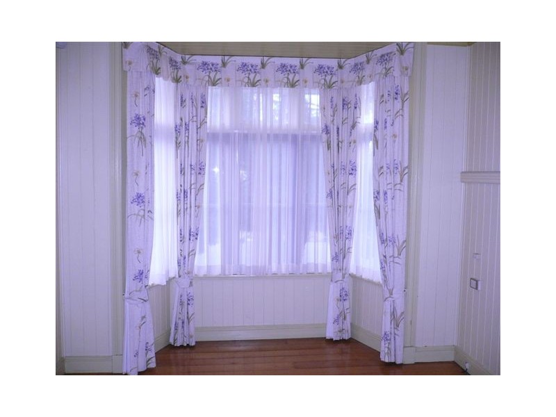 6  Dan Street, Graceville QLD 4075