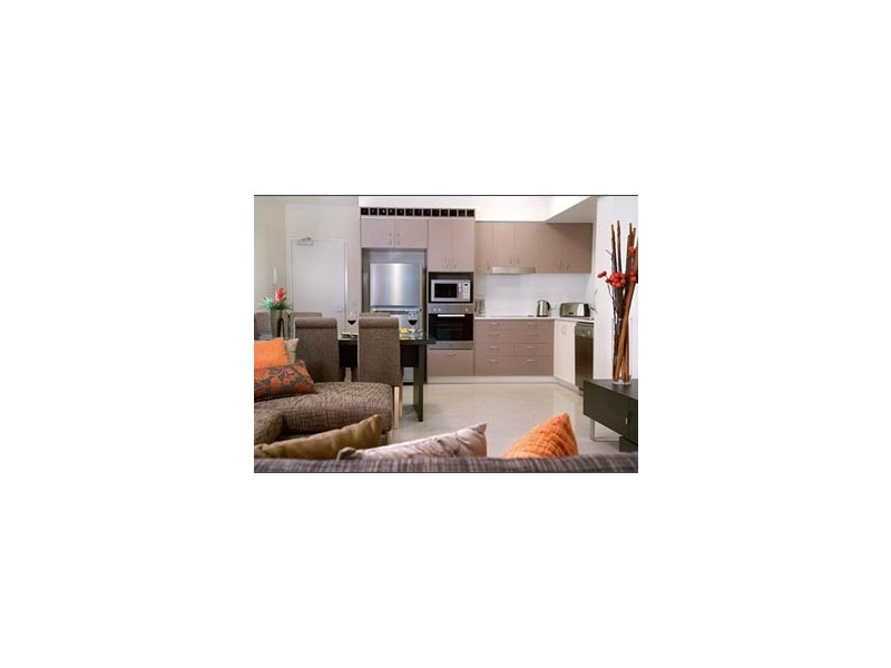 807  Corner Darling and Ellenbough Street, Ipswich QLD 4305