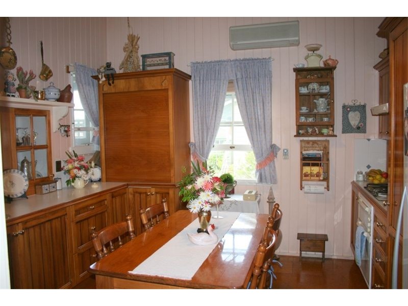 10 Gordon Street, Gordon Park QLD 4031