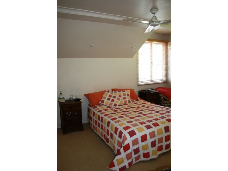 Bardon QLD 4065