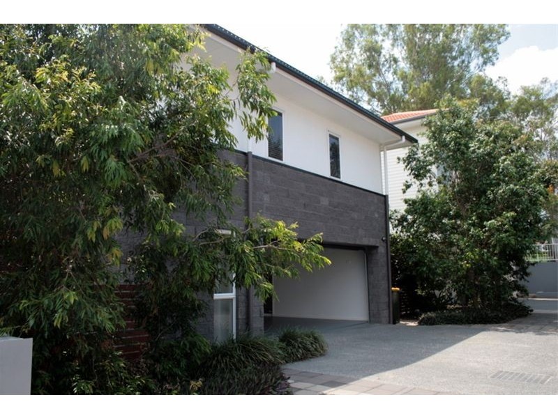 9 Woodland Crescent, Murarrie QLD 4172