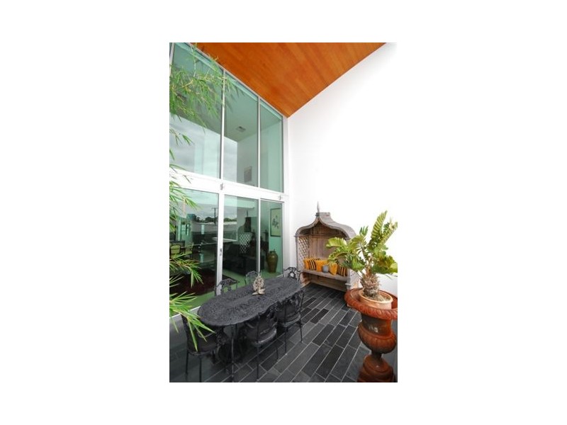 Highgate Hill QLD 4101