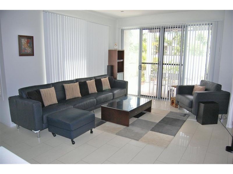 1/23   Burrai Street, Morningside QLD 4170