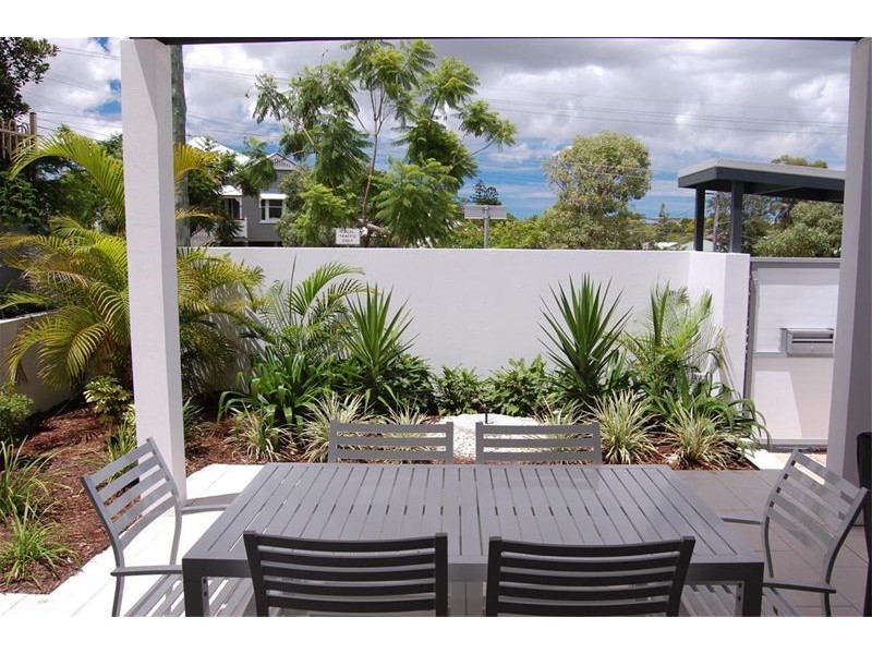 1/23   Burrai Street, Morningside QLD 4170