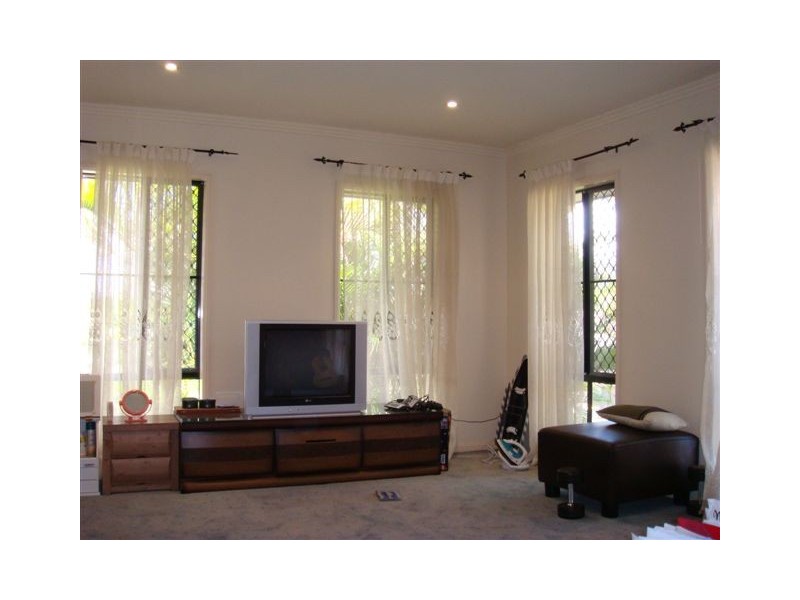 7 Dalewood Place, Moggill QLD 4070