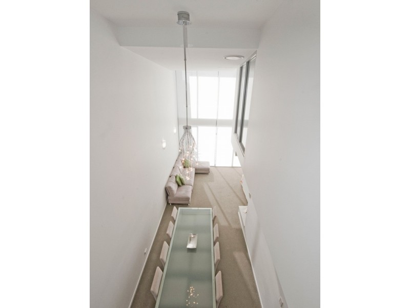 Level 9 31/15  Walsh Street, Milton QLD 4064