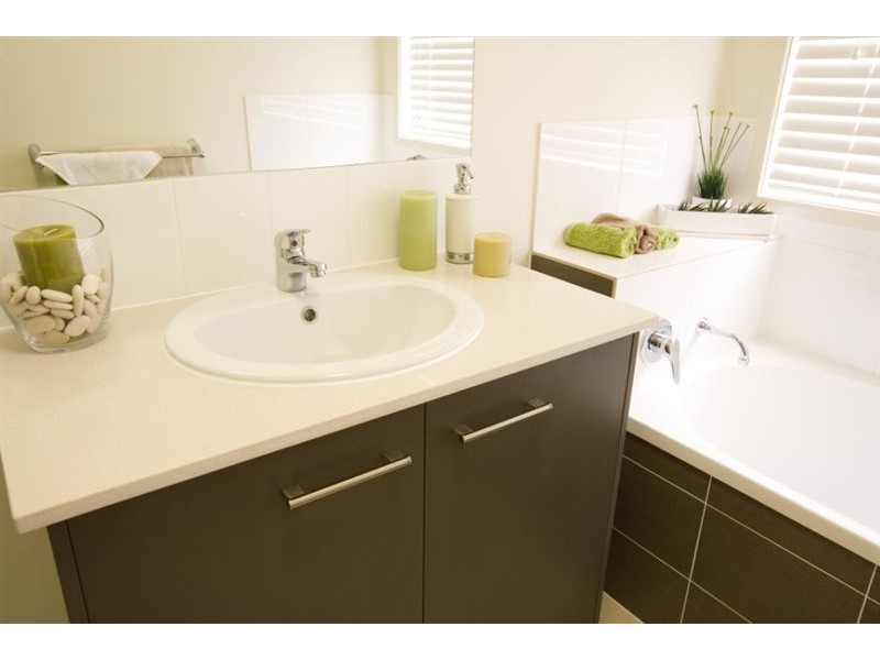 12 Raventhorpe Street, Ormeau QLD 4208