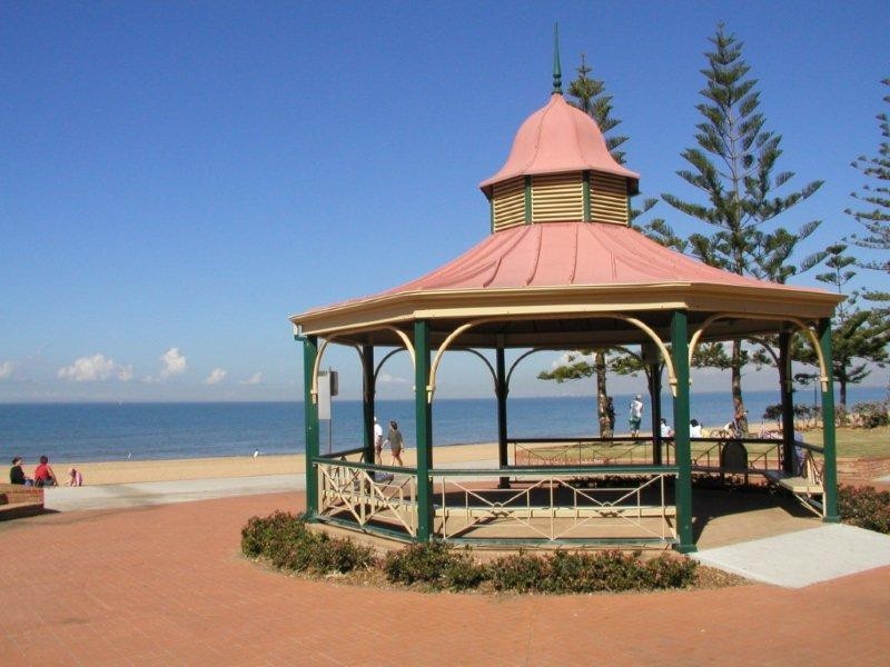 7/16 Prince Edward Parade, Redcliffe QLD 4020
