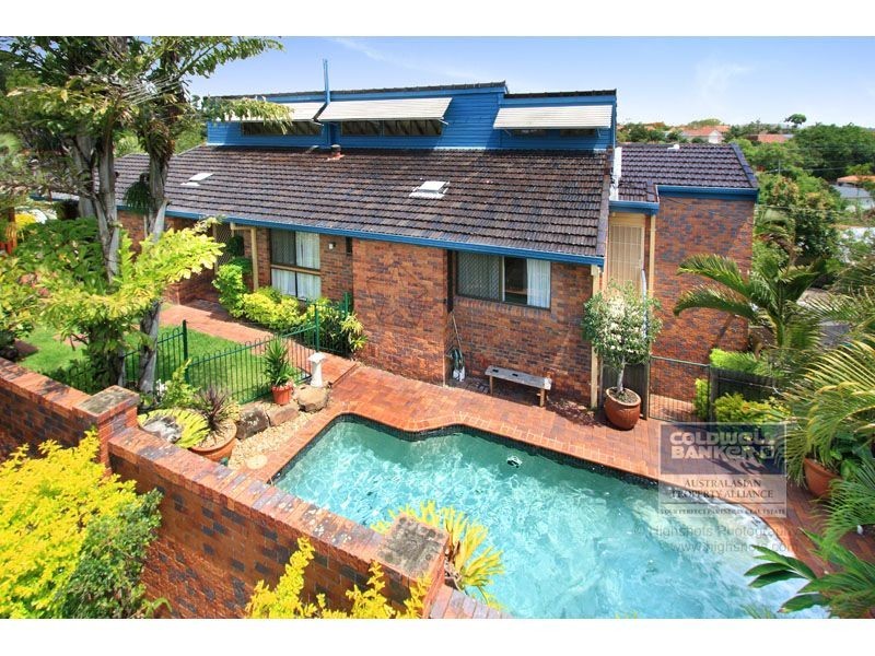 537  Cavendish Rd, Coorparoo QLD 4151