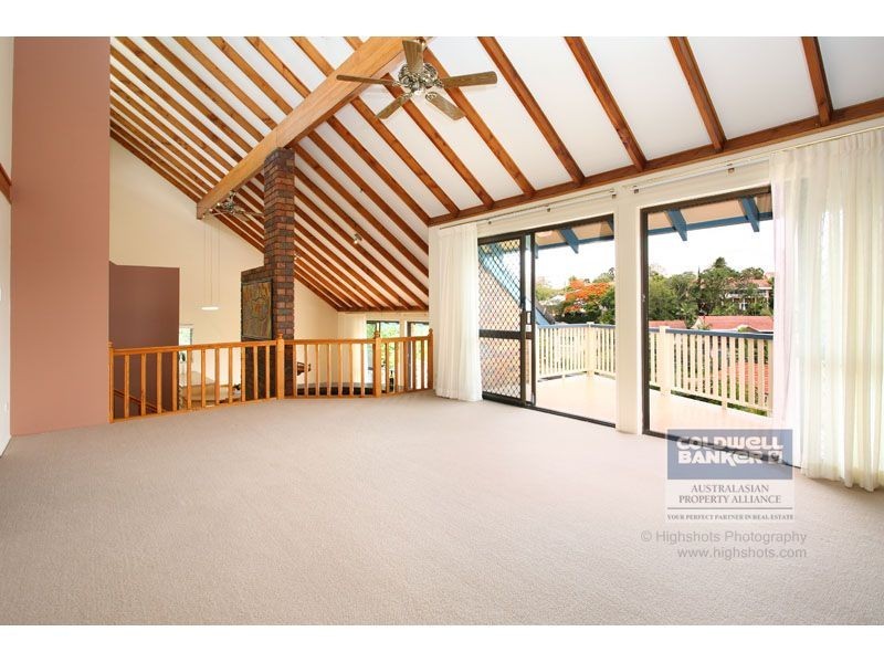 537  Cavendish Rd, Coorparoo QLD 4151