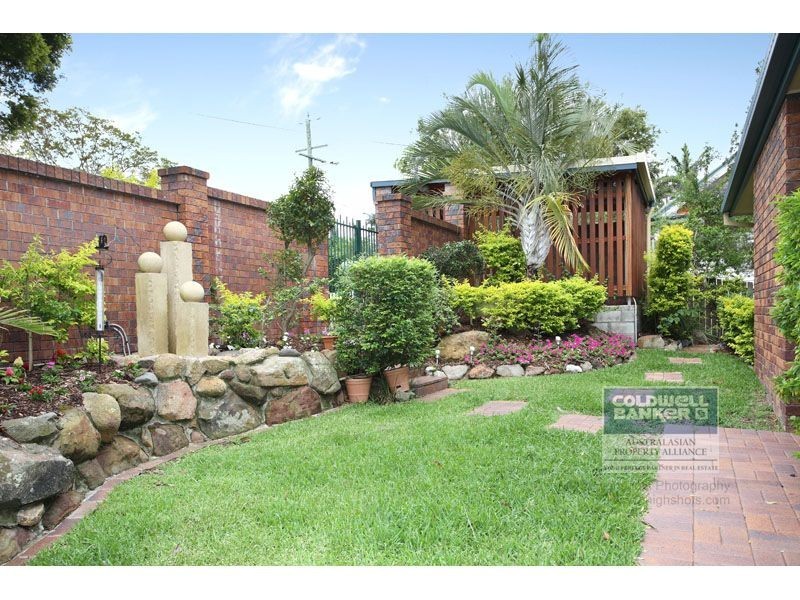 537  Cavendish Rd, Coorparoo QLD 4151