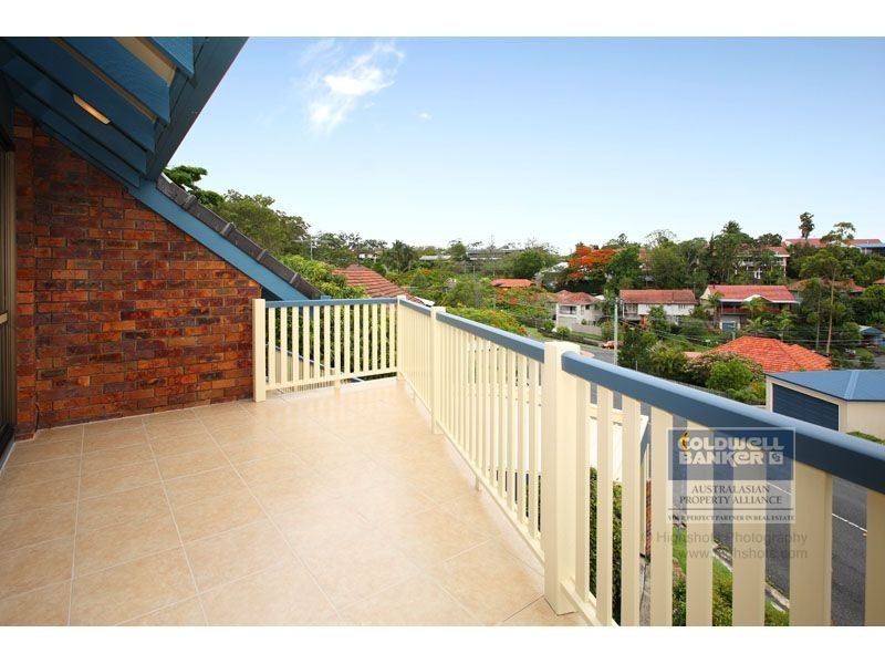 537  Cavendish Rd, Coorparoo QLD 4151