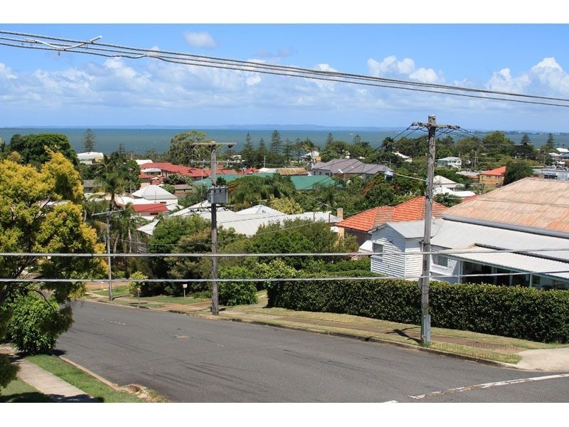 69  Alkoomie Street, Wynnum QLD 4178
