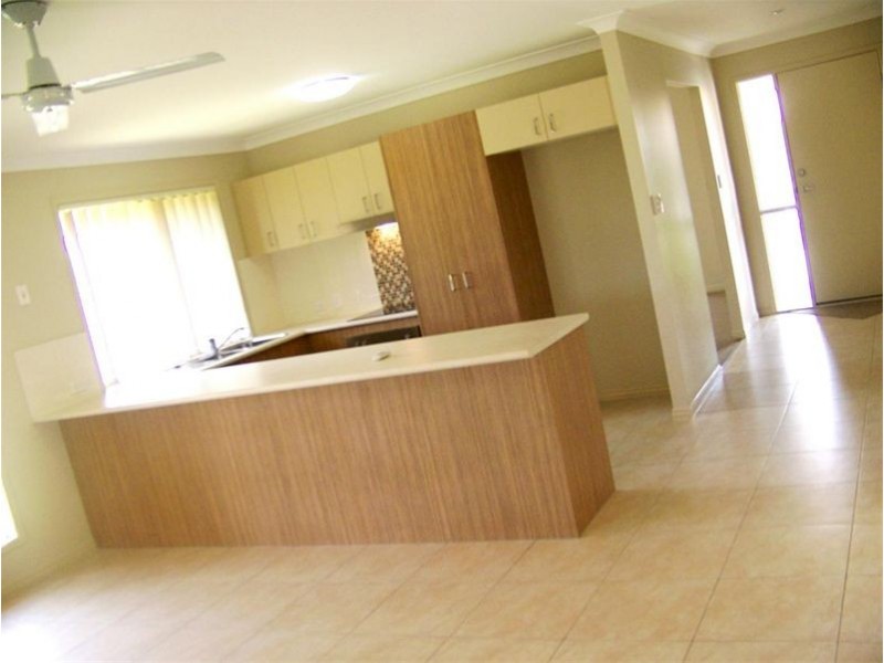 1 Beaver Cres, Redbank Plains QLD 4301