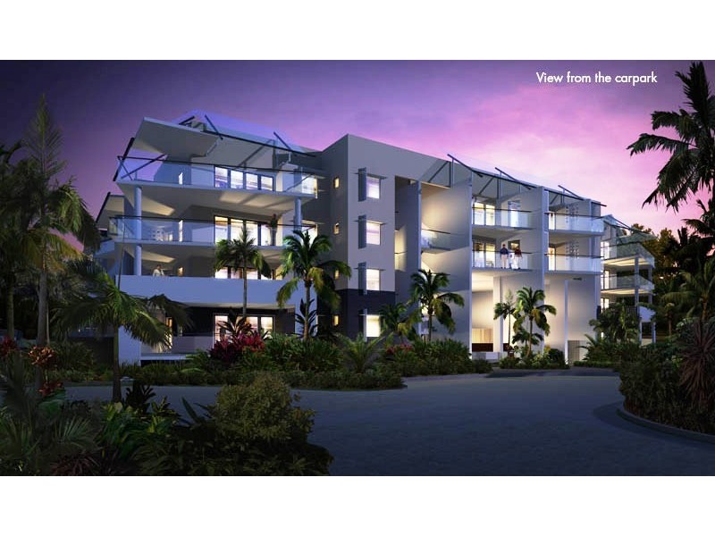 2/5  Grand Parade, Kawana Island QLD 4575