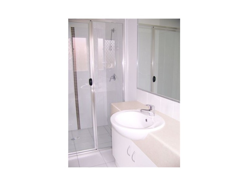 9 Benjamin Dr, Redbank Plains QLD 4301