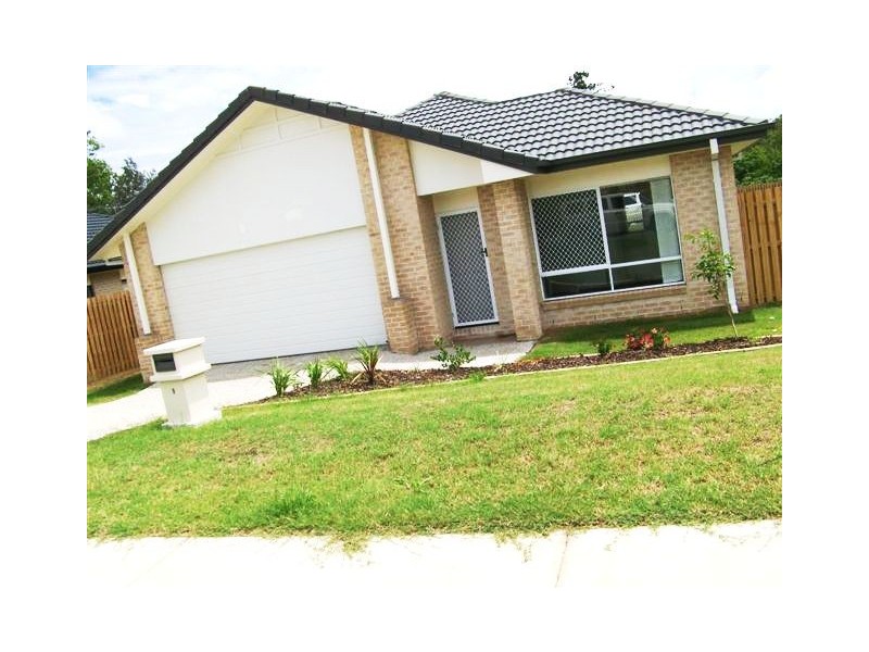 9 Benjamin Dr, Redbank Plains QLD 4301