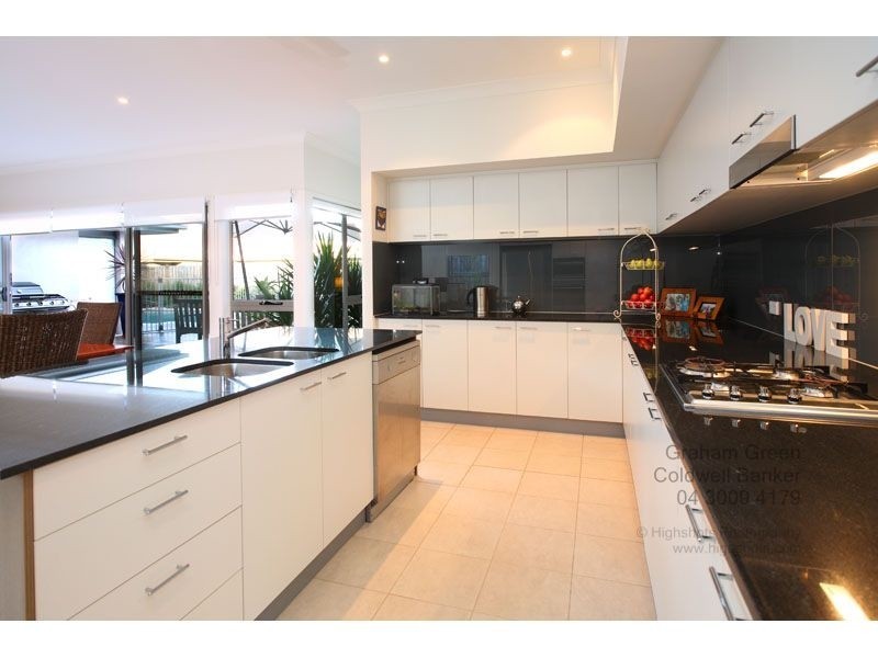 10 Torrens Cresent, Wakerley QLD 4154