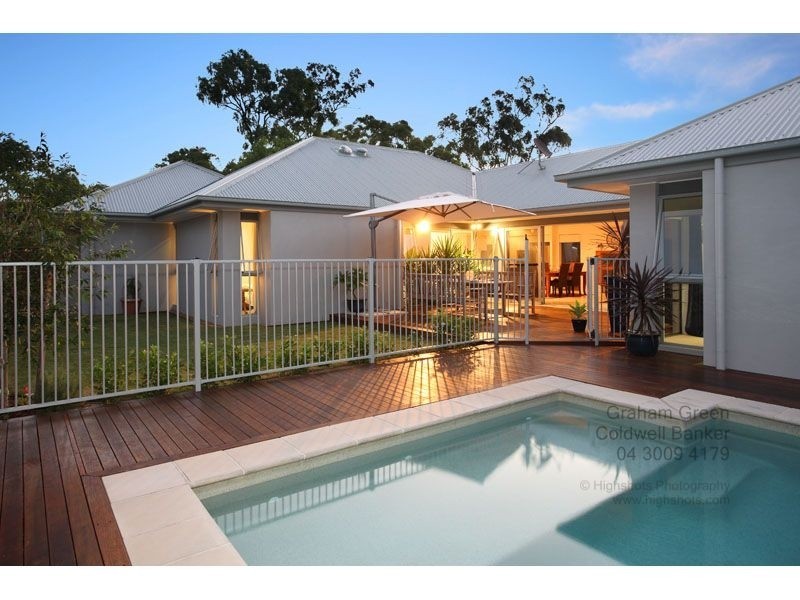 10 Torrens Cresent, Wakerley QLD 4154