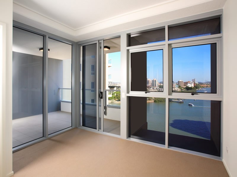 30 Macrossan St, Brisbane QLD 4000