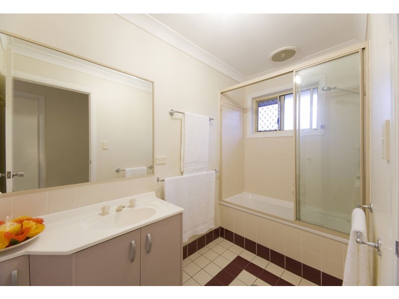 24/5 Spalding Crescent, Goodna QLD 4300