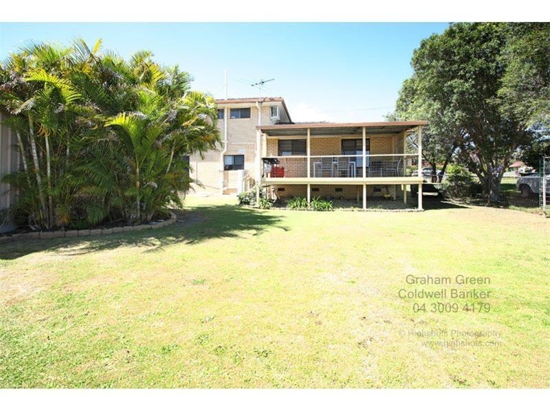 65 Warra Street, Wynnum QLD 4178