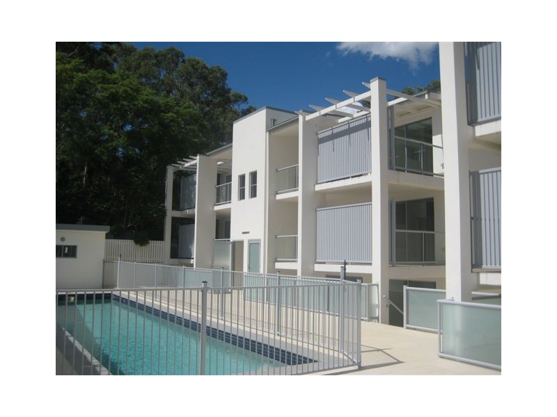 102-108 Nicholson Street, Greenslopes QLD 4120