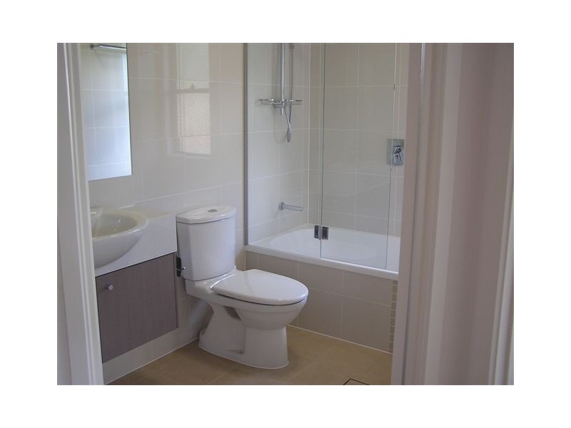 37 Brentnall Street, Norman Park QLD 4170