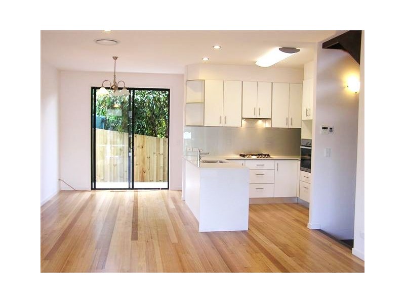 37 Brentnall Street, Norman Park QLD 4170