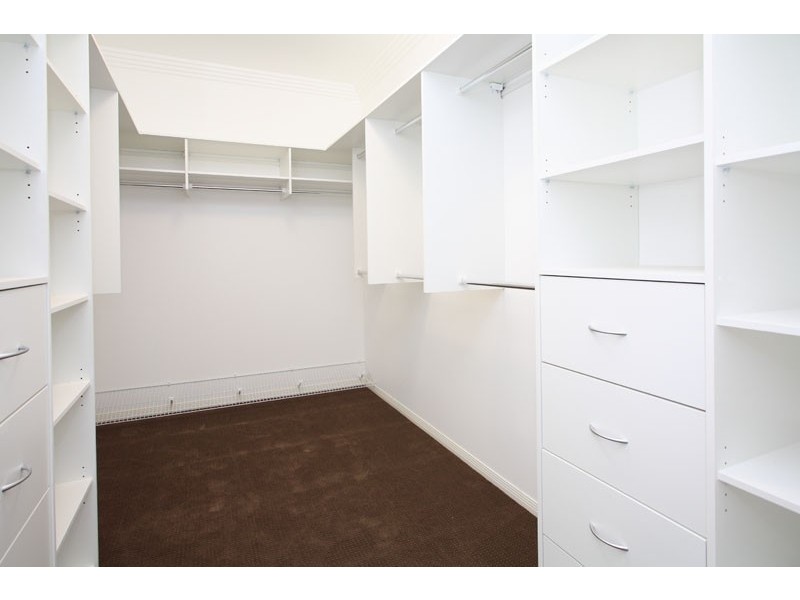 11 John Street,, Manly West QLD 4179