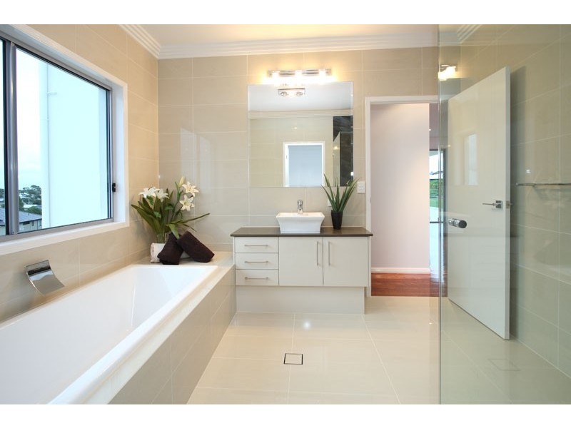 11 John Street,, Manly West QLD 4179