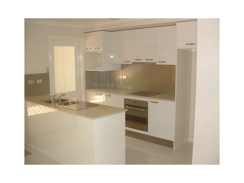 Eatons Hill QLD 4037