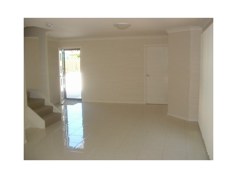 Eatons Hill QLD 4037