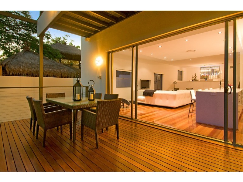 31 Pine Street, Hamilton QLD 4007