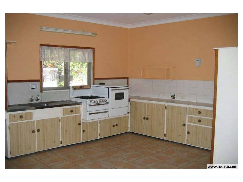 132 Haig Rd, Loganlea QLD 4131