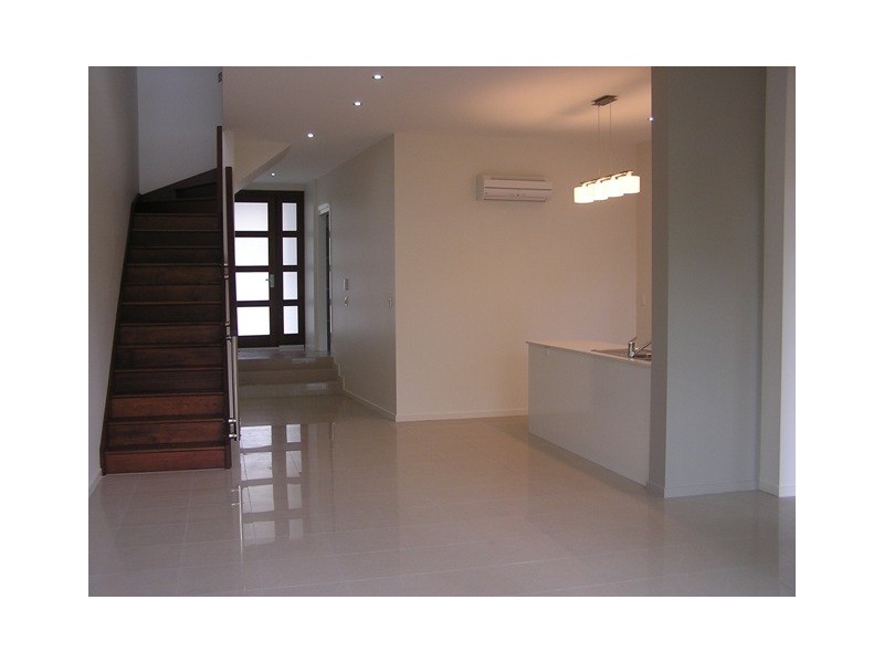 93 Ison Street, Morningside QLD 4170