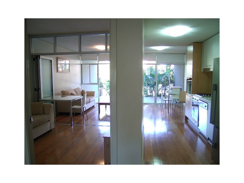 18 Ferry Lane, Bulimba QLD 4171