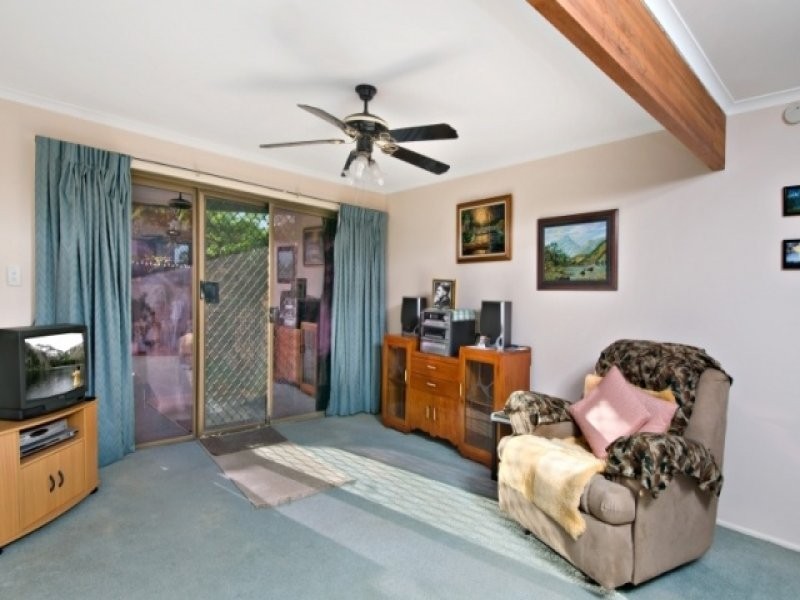 19 Chatswood Road, Daisy Hill QLD 4127
