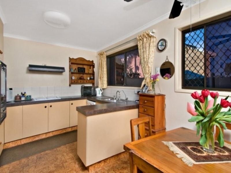 19 Chatswood Road, Daisy Hill QLD 4127