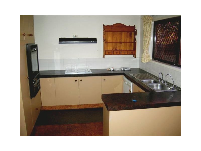 19 Chatswood Road, Daisy Hill QLD 4127