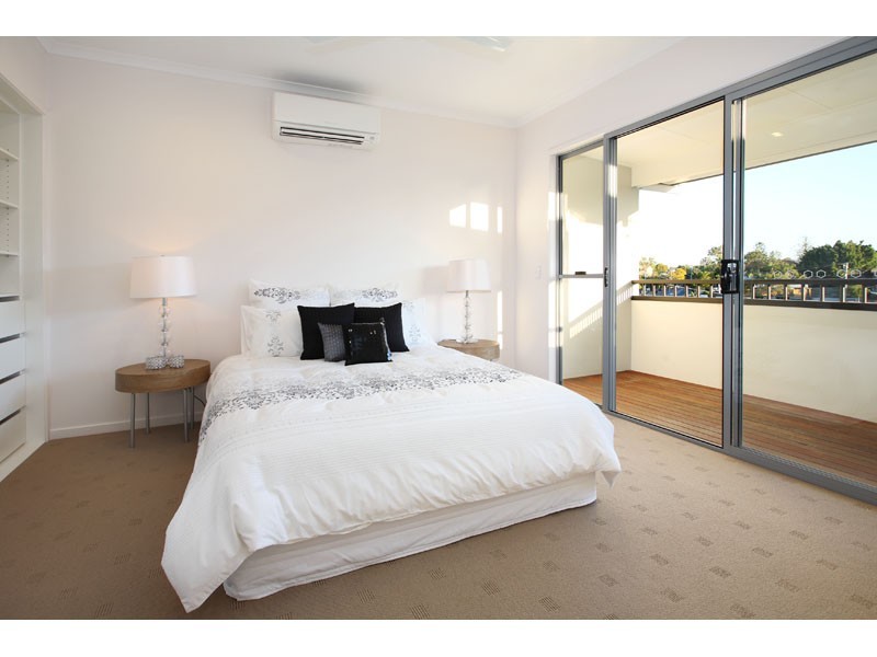 52 Keating Street, Indooroopilly QLD 4068